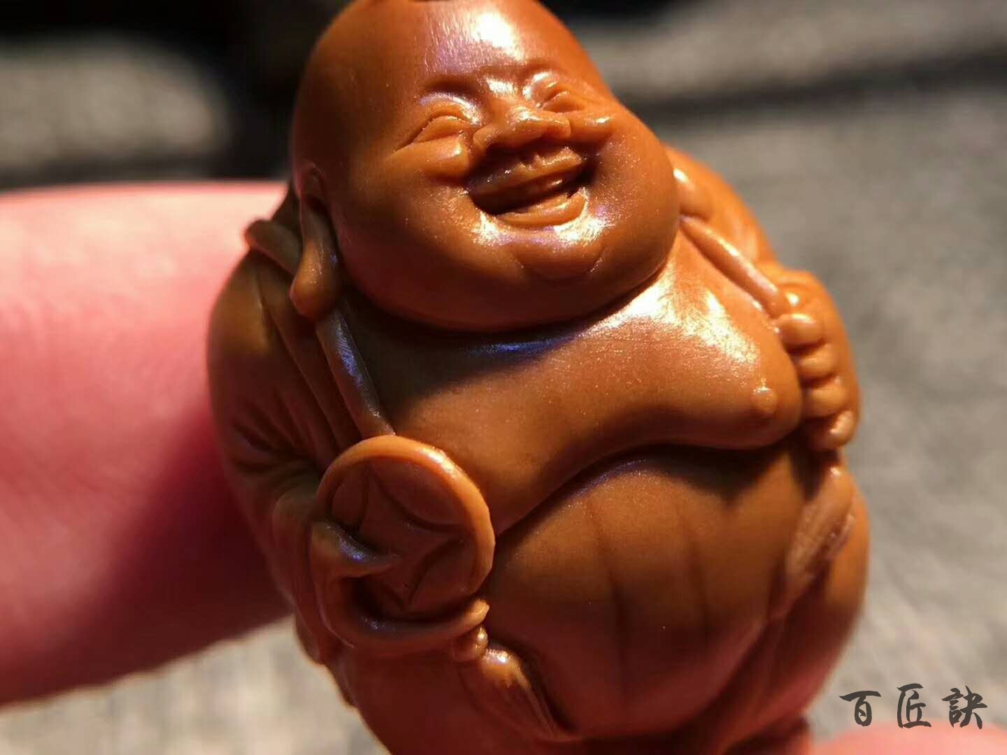 弥勒佛橄榄核男的能带吗？